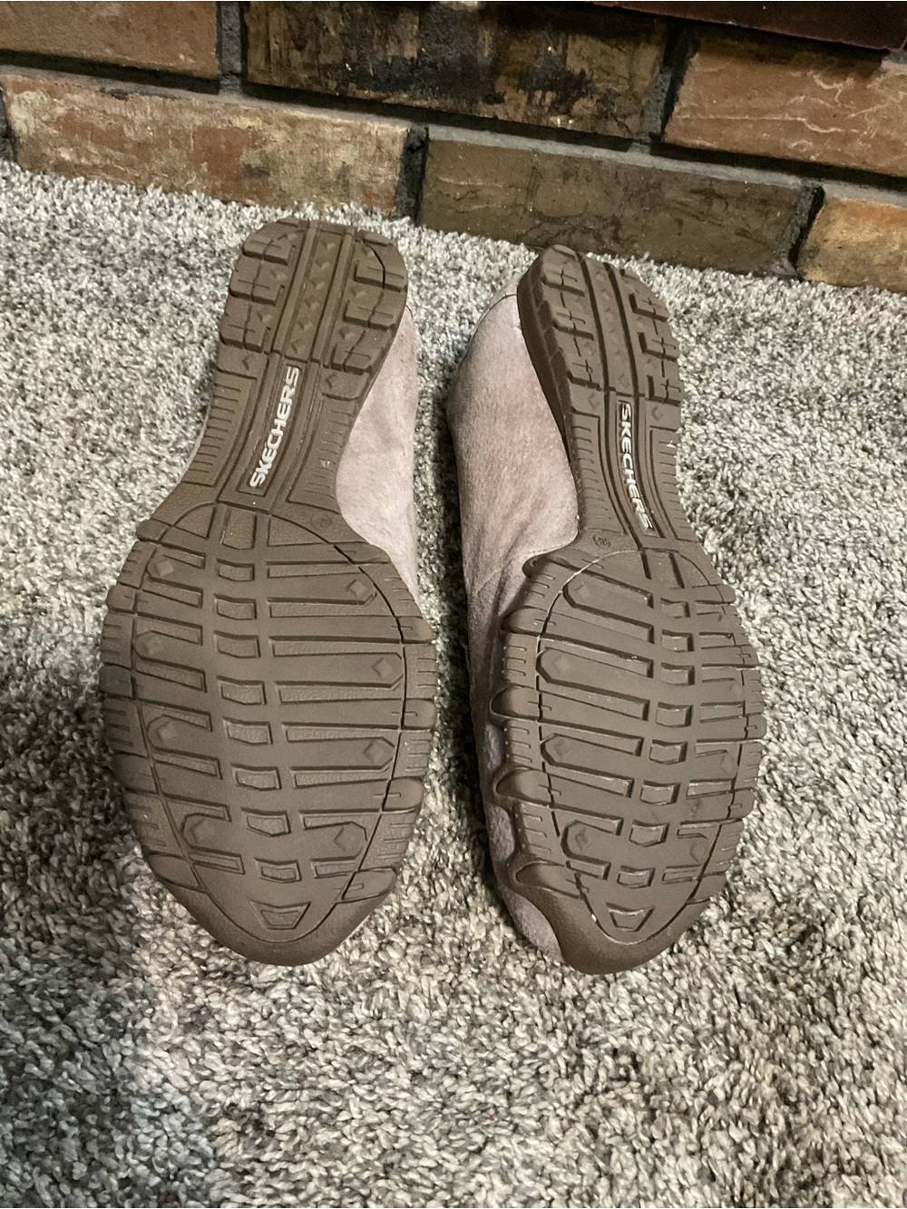 Skechers Taupe Faux Suede Slip-On Walking Loafers Size 11 - Picture 9 of 9